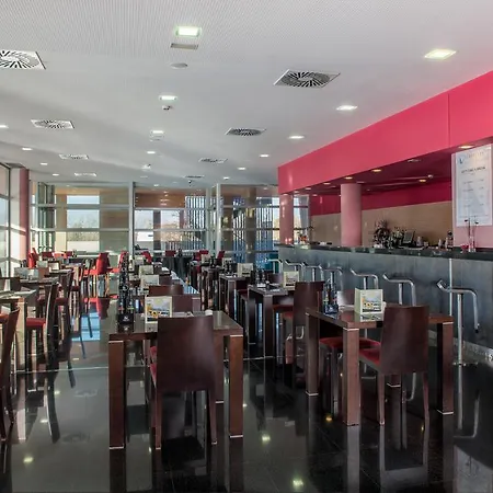 Szálloda Eurostars Rey Fernando 4*