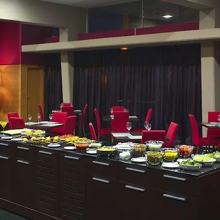 Eurostars Rey Fernando 4*